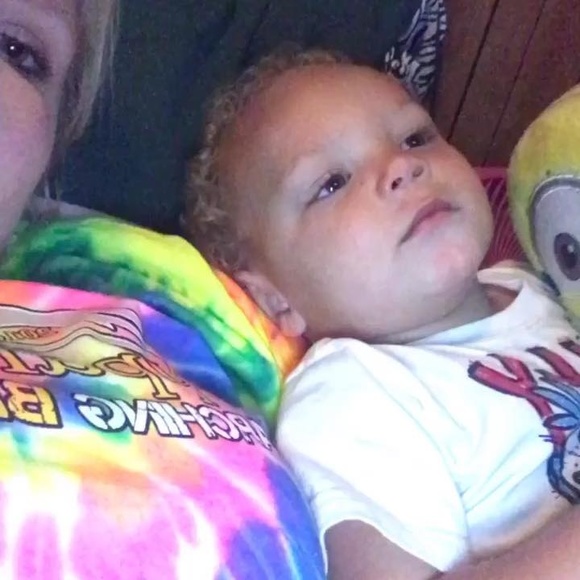 Meet your Posher, Courtney - Picture 1 of 1